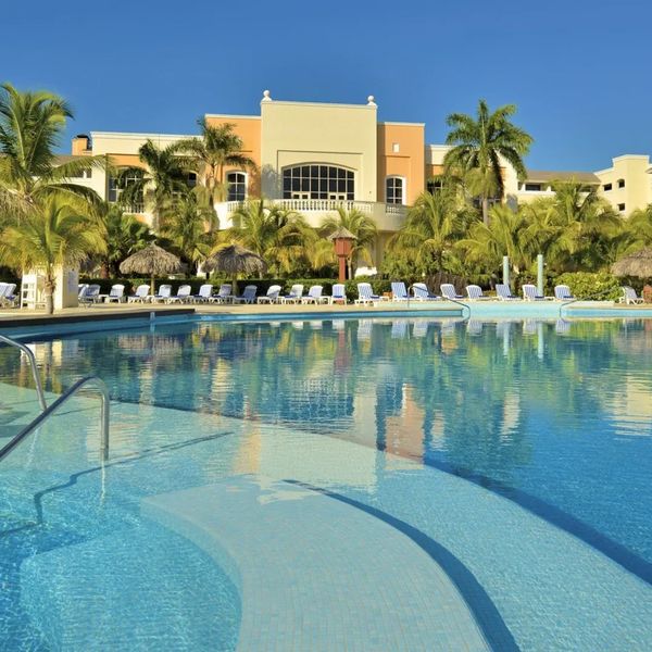 Iberostar Waves Rose Hall Beach – 2026-05-13 - Zdjęcie 2