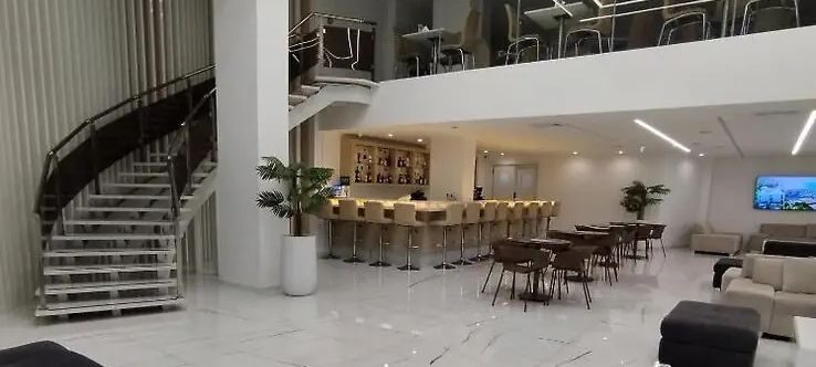 Iniohos Hotel