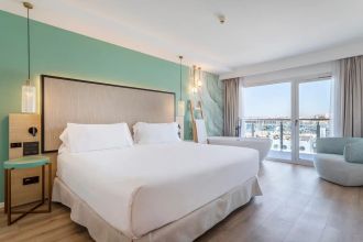 Innside by Melia Alicante Porta Maris