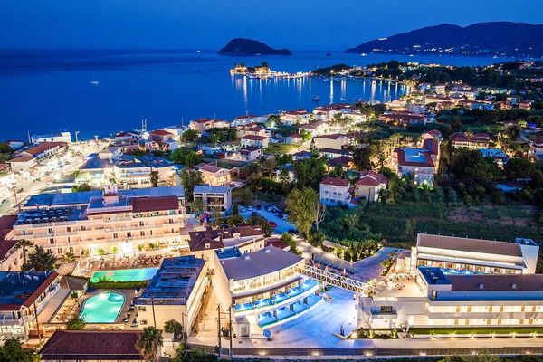 Ionis Art Luxury Suites