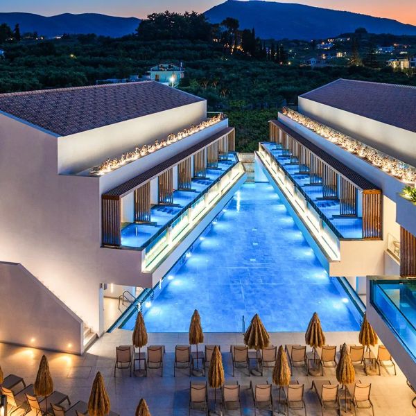 Ionis Art Luxury Suites — Laganas, Grecja