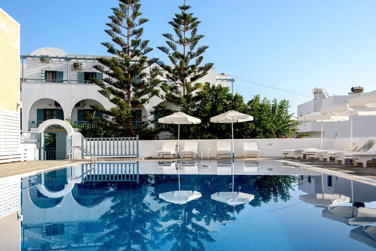 Santorini (7 dni) w Iris Boutique (ex. Alitana Boutique) z Warszawy (BB)