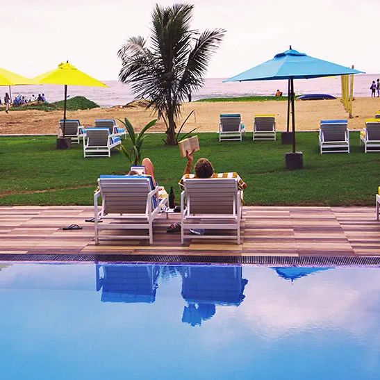 J Hotel (Negombo)