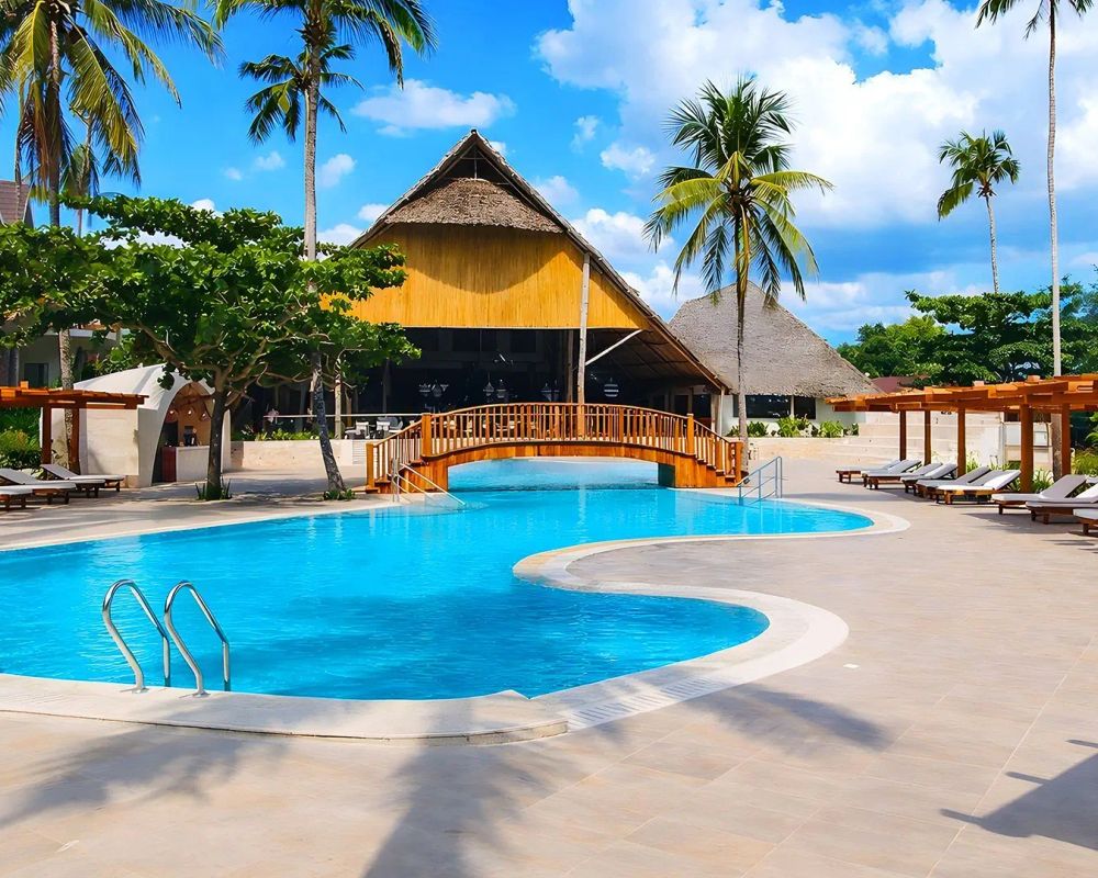 Jaz Amaluna Beach Resort