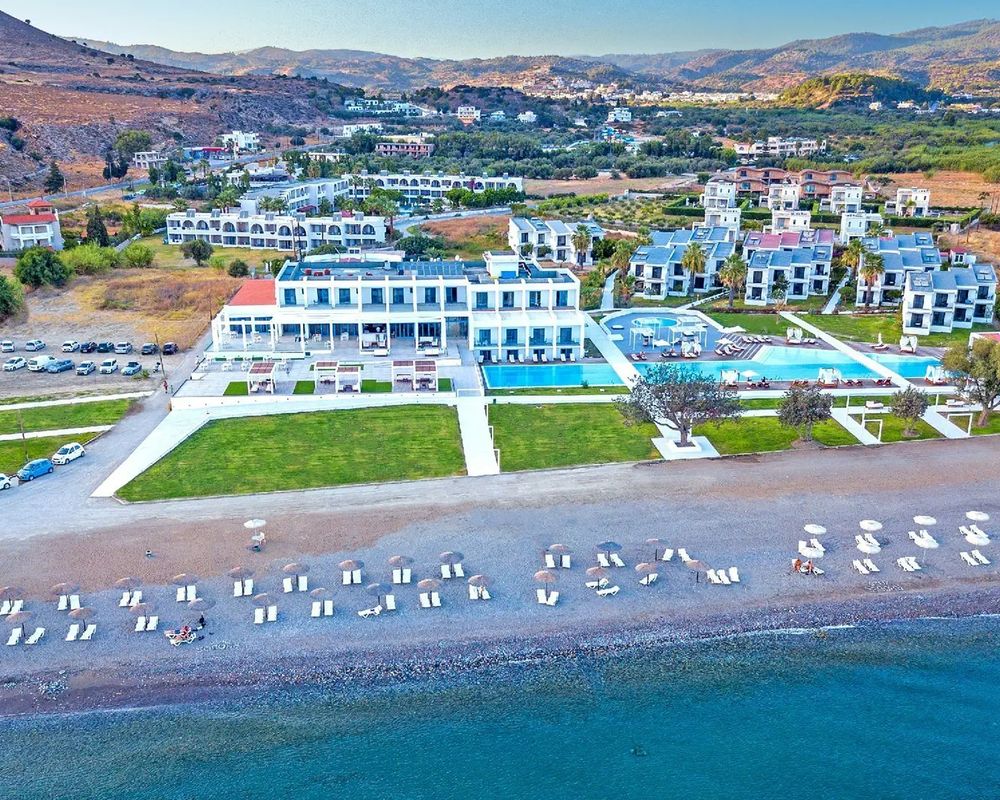 Kamari Plus (ex Kamari Beach)