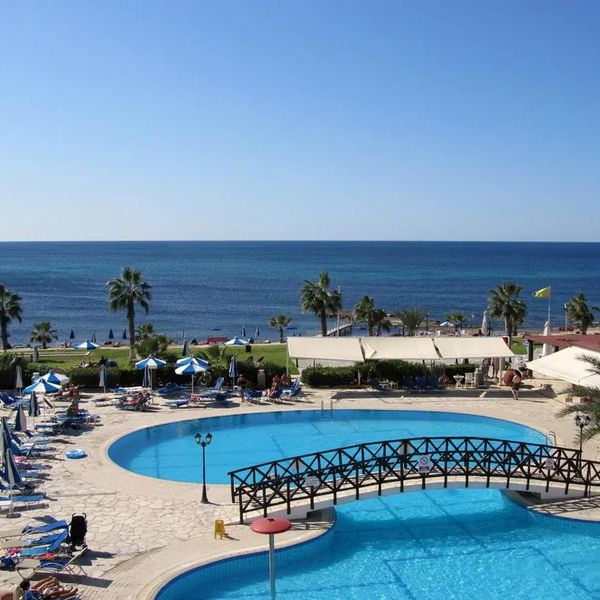 Kefalos Beach — Paphos, Cypr