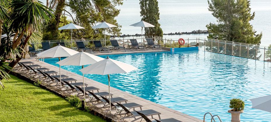 Kontokali Bay Resort & Spa