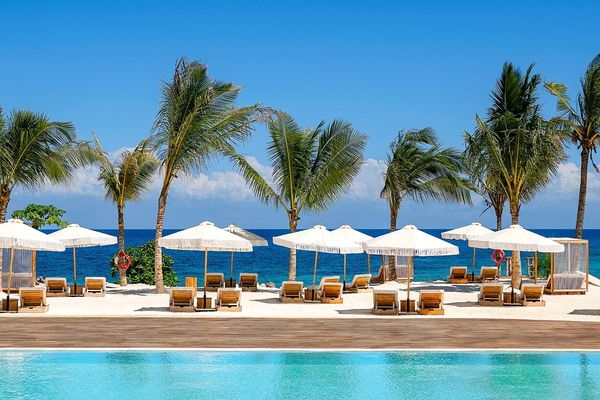 Kwanza Resort By Sunrise