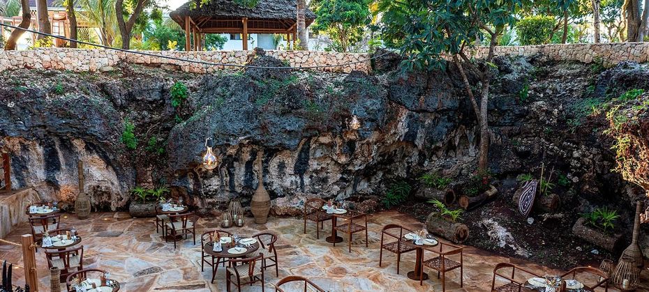 Kwanza Resort By Sunrise