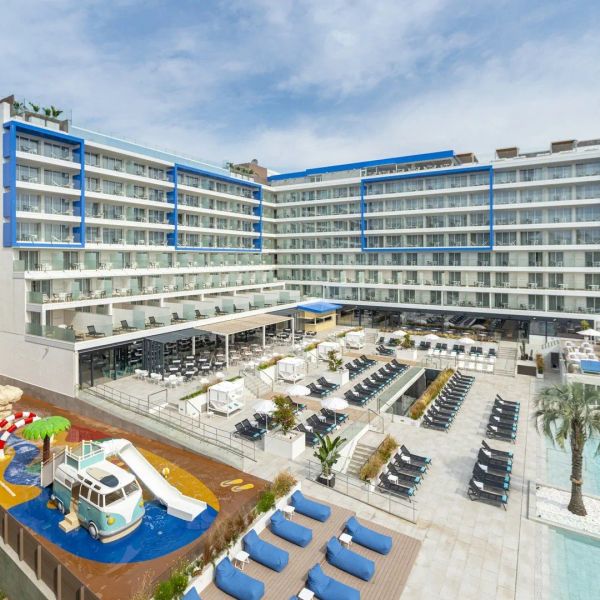 L Azure (ex. Top Gran Casino Royal) — Lloret de Mar, Hiszpania