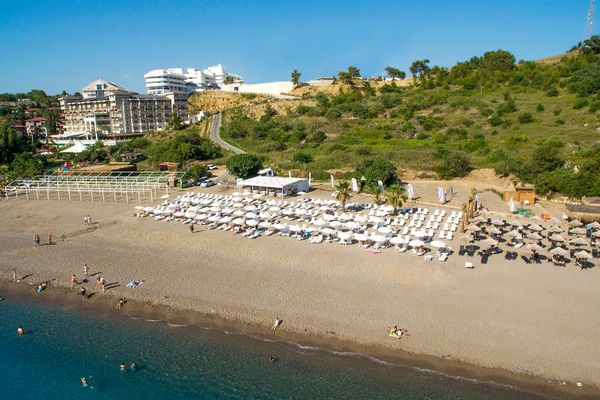 Laguna Beach Alya