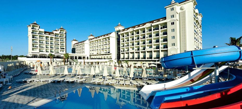 Lake River Side Spa