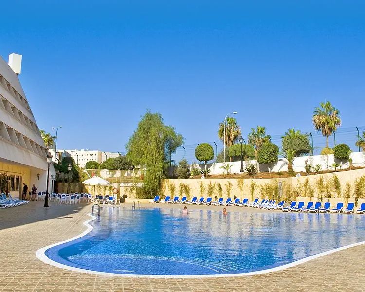 Las Piramides (Playa de las Americas)