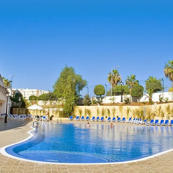 Las Piramides (Playa de las Americas)