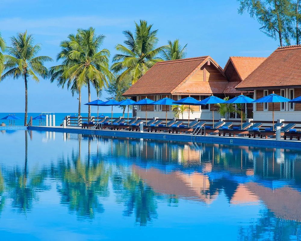 Le Menara Beachfront Villa & Resort