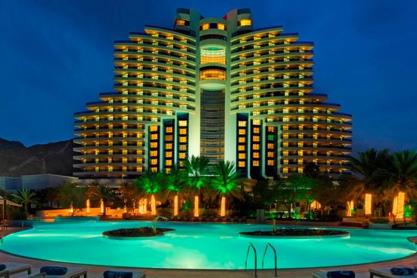 Le Meridien Al Aqah Beach Resort