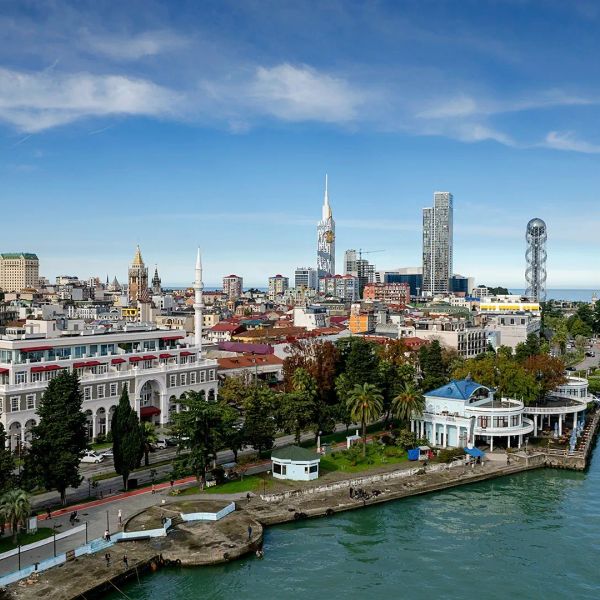 Le Port Aparthotel — Batumi, Gruzja