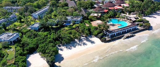 Leopard Beach Resort & Spa