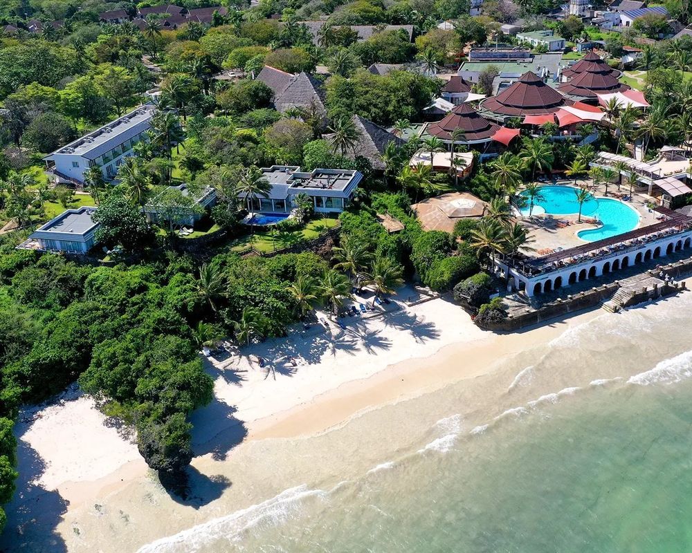 Leopard Beach Resort & Spa