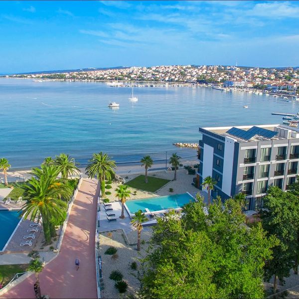 Liberty Plaza (Pag) — Novalja, Chorwacja