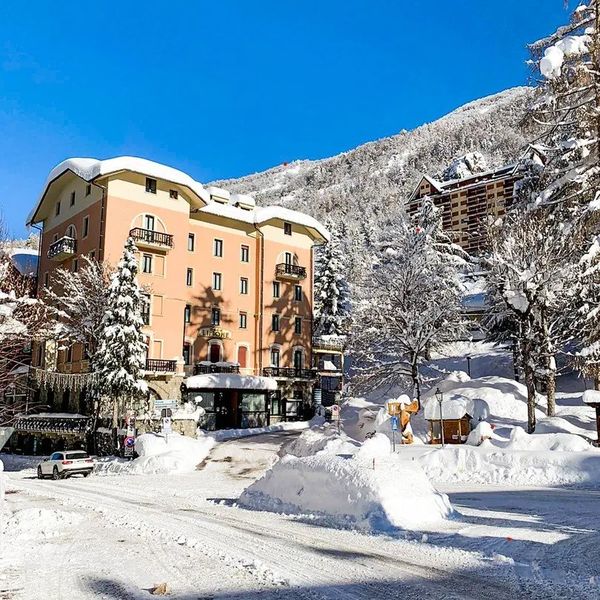 Limone Palace — Limone Piemonte, Włochy