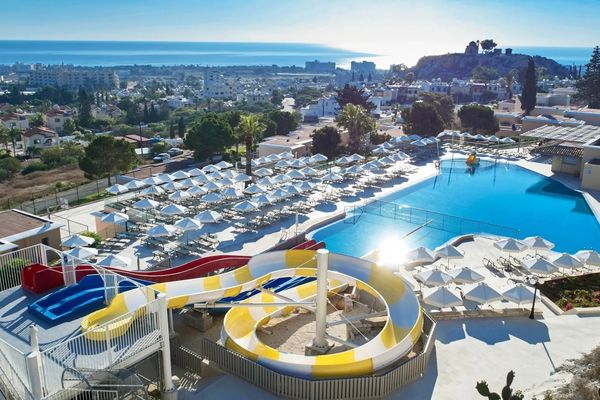 Louis St. Elias Resort