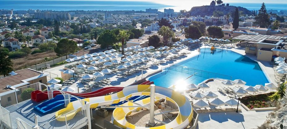 Louis St. Elias Resort