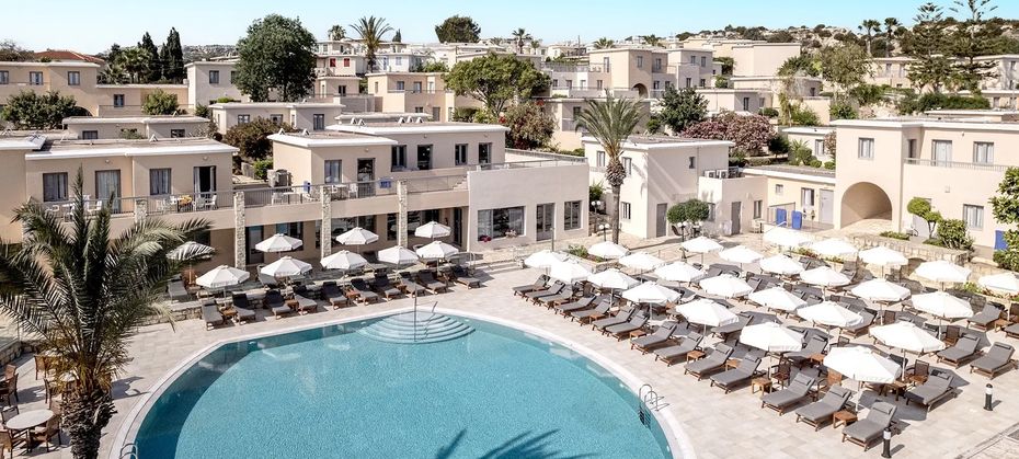 Louis St. Elias Resort