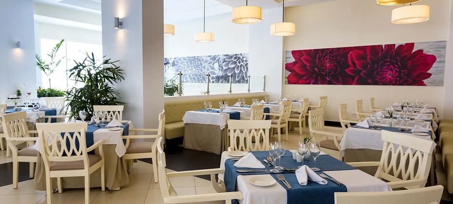 Luxury Bahia Principe Bouganville