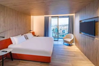 Mercure St Julians