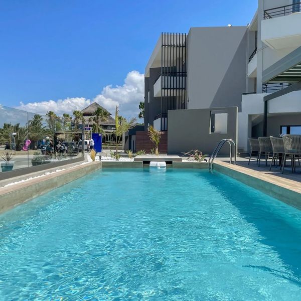 Mare Blue & Suites