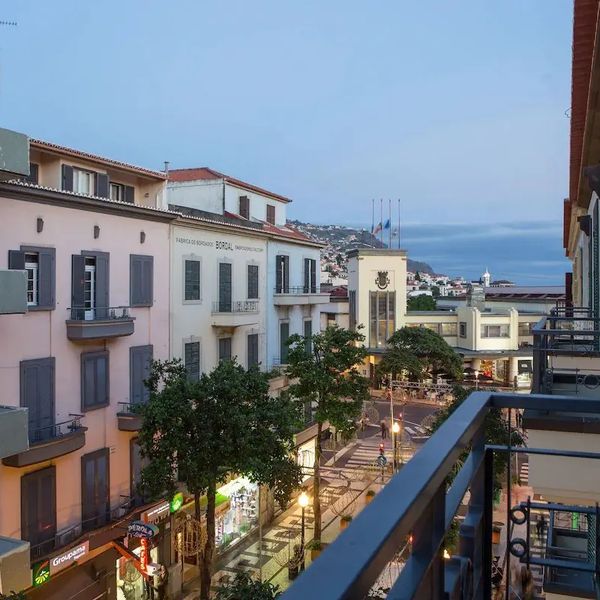 Marketplace Apartments — Funchal, Portugalia