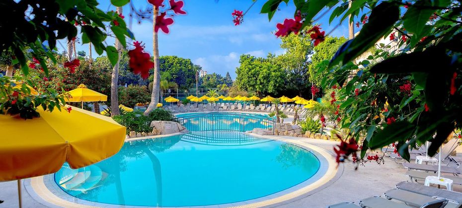 Mayfair Gardens
