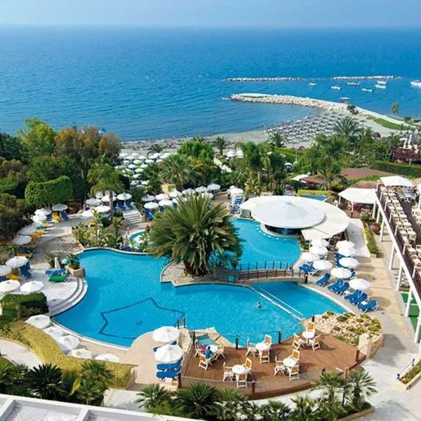 Mediterranean Beach (Limassol) — Limassol, Cypr
