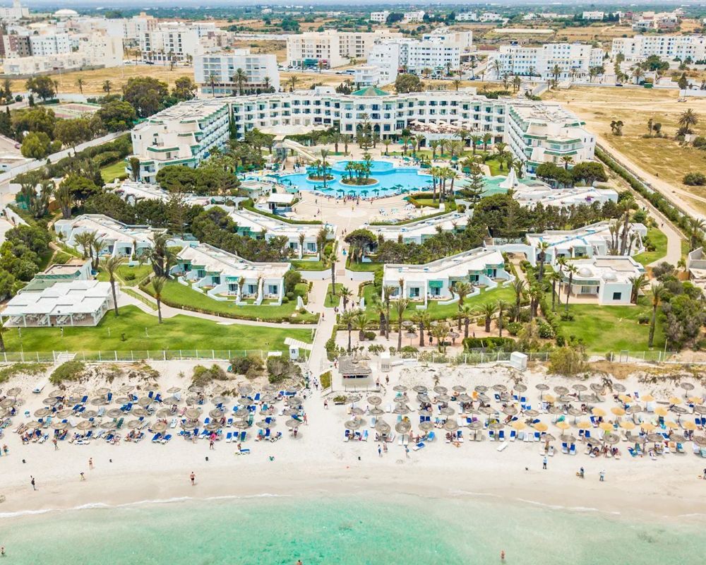Melia El Mansour