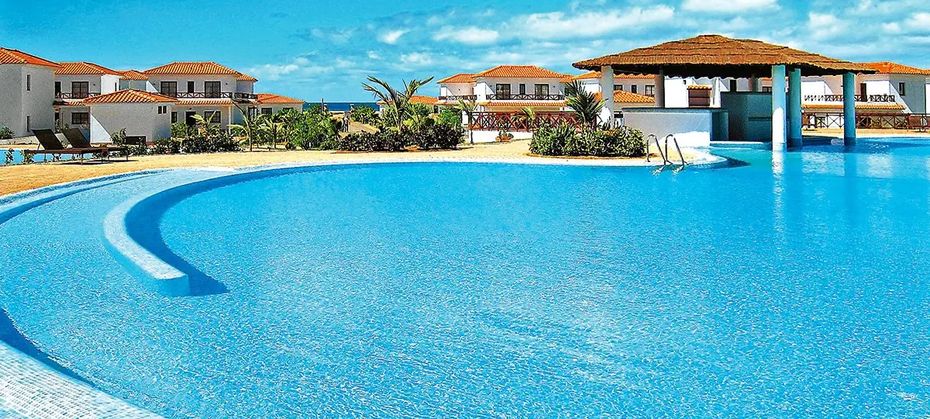 Melia Tortuga Beach Resort