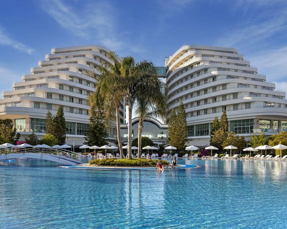Miracle Resort