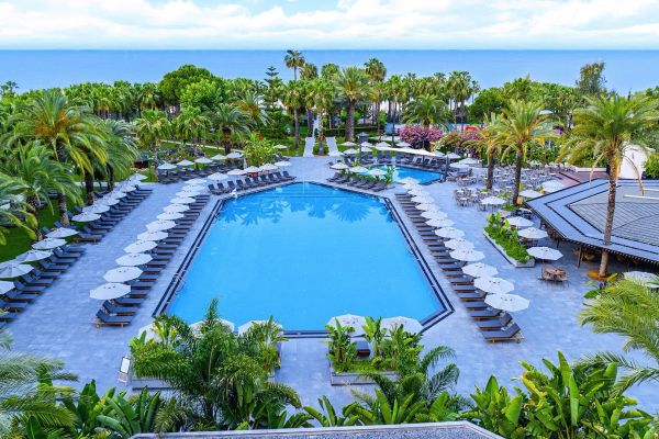 Miramare Beach (Side)