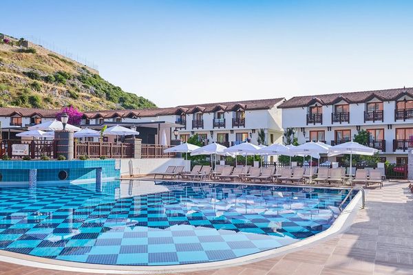 Misal (ex. Nox Inn Club)