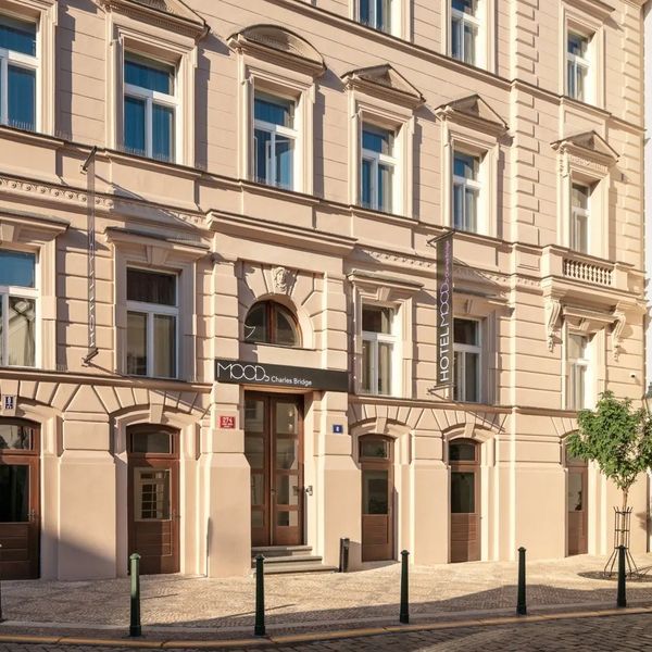 Moods Charles Bridge