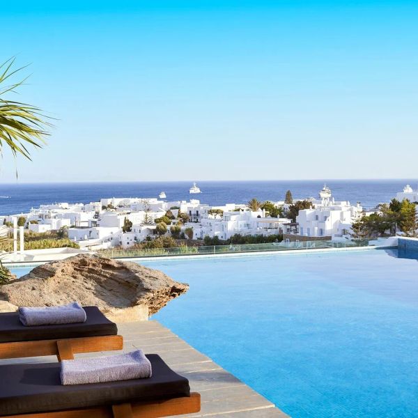 Mr & Mrs White Mykonos (ex. Adelmar) — Platys Gialos, Grecja