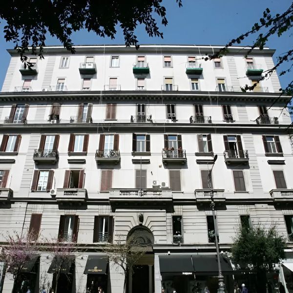 Napoli Gold — Neapol, Włochy