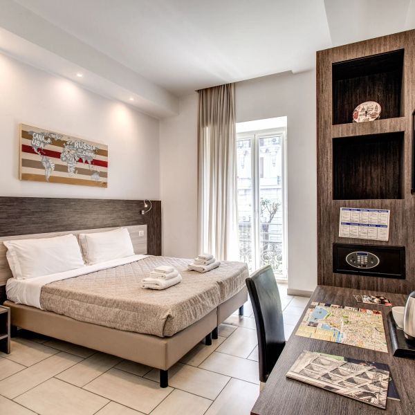 Napoli Suite Hotel — Neapol, Włochy