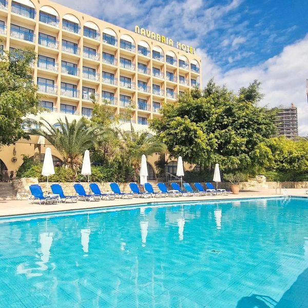 Navarria — Limassol, Cypr