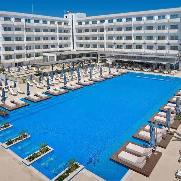 Nestor — Ayia Napa, Cypr