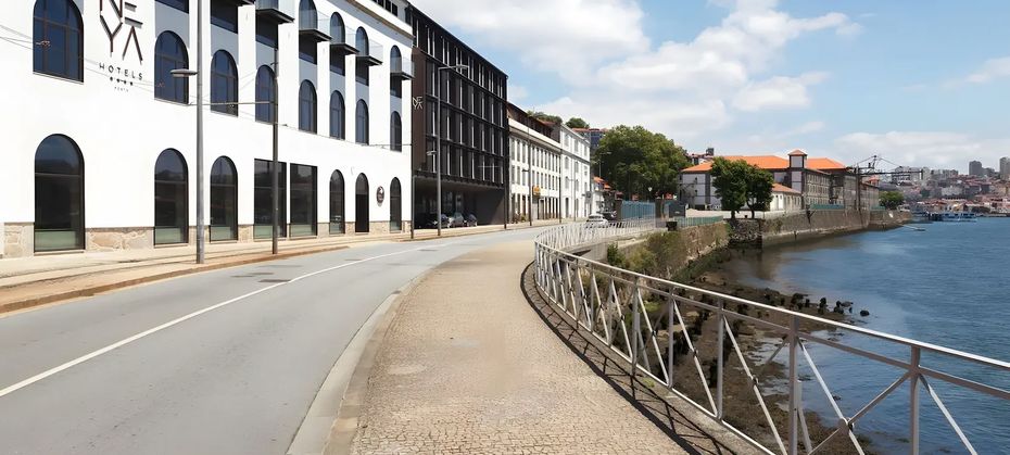 Neya Porto