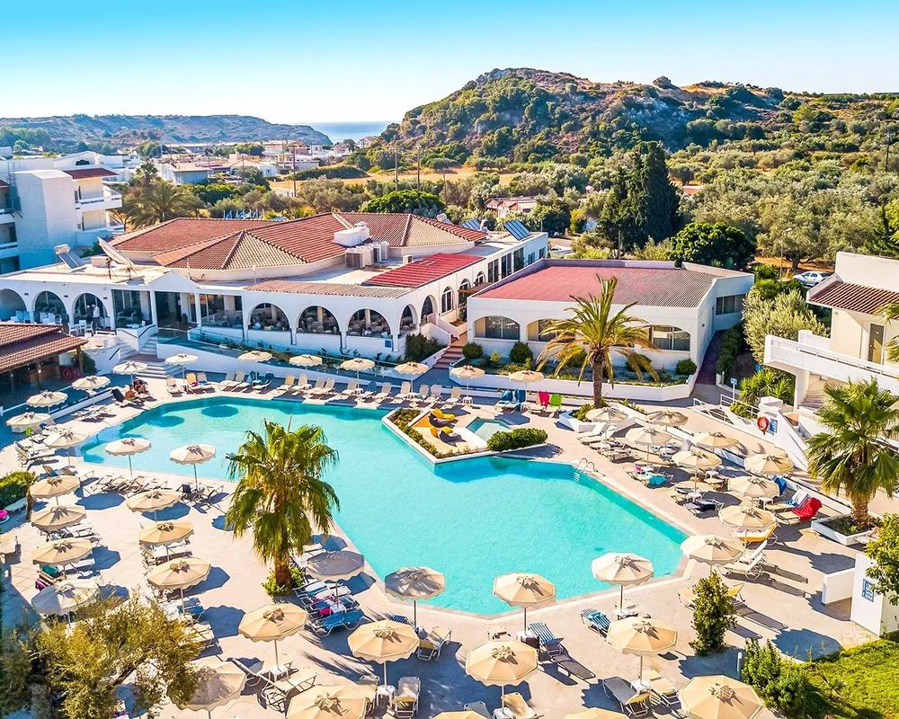 Niriides Beach (Kolymbia)