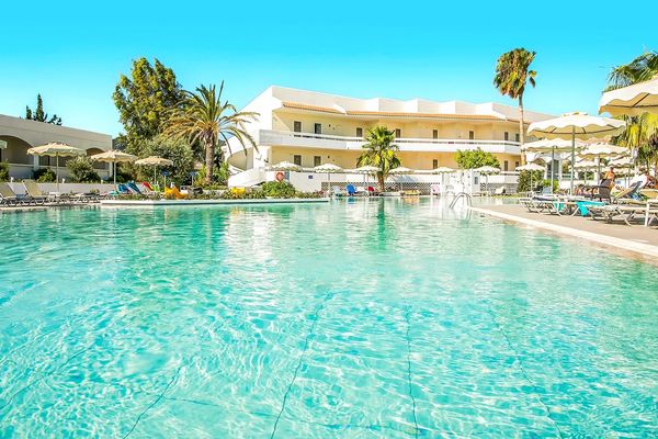 Niriides Beach (Kolymbia)