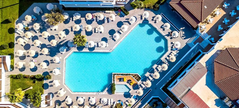 Niriides Beach (Kolymbia)