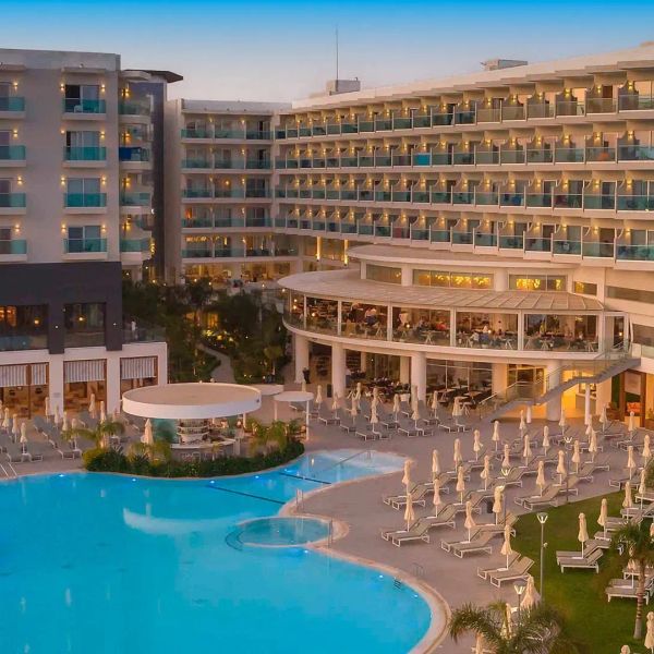 Nissi Blu Beach Resort — Ayia Napa, Cypr